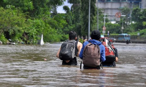 Waspadai Penyakit Saat Banjir, Ini yang Perlu Dilakukan!