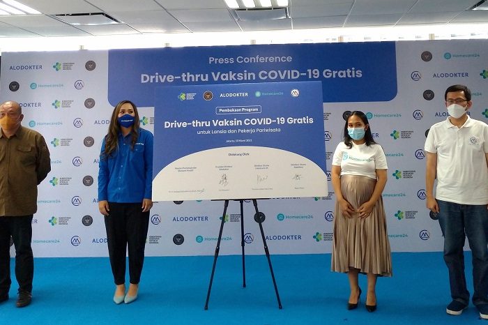 Homecare24 Dukung Vaksin Gratis Untuk Lansia dan Pekerja Pariwisata