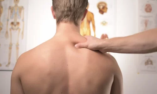 Fisioterapi atau Pijat, Ini Perbedaan  dan Persamaannya!