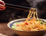 Makan Mie Instan Tidak Sehat? Ini Fakta Sebenarnya!